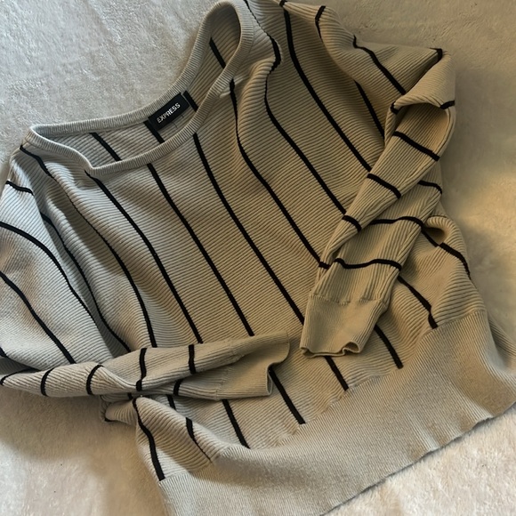 Express top - Picture 3 of 3